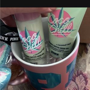 Coconut chill body set and sponge new